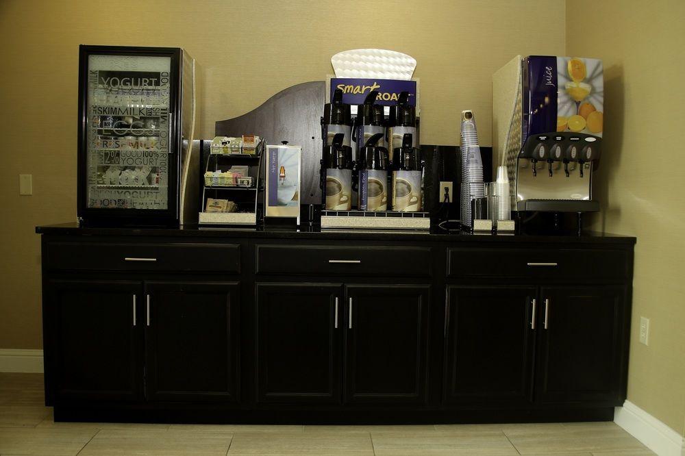 Holiday Inn Express & Suites Marion Northeast By Ihg Dış mekan fotoğraf