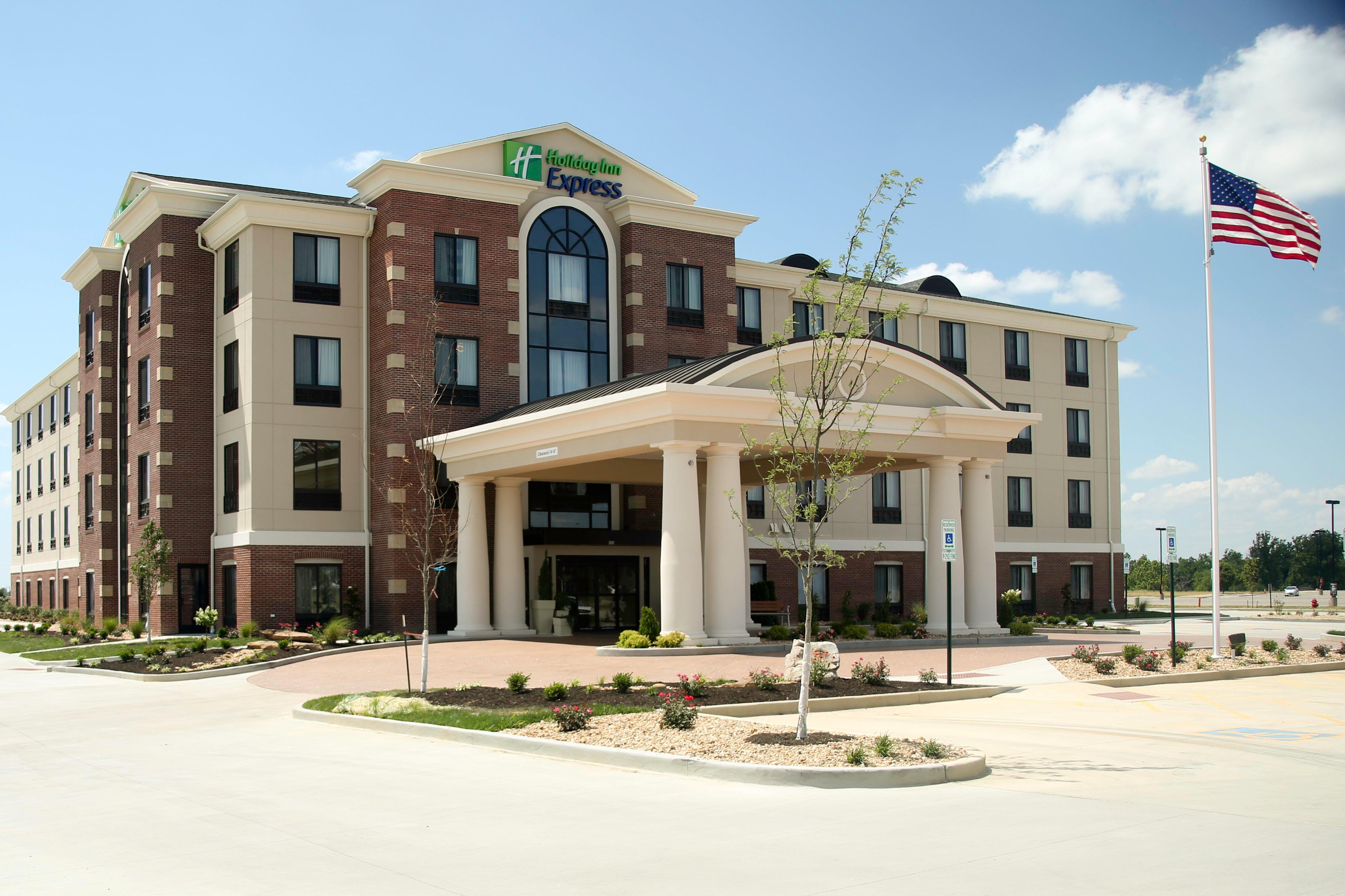 Holiday Inn Express & Suites Marion Northeast By Ihg Dış mekan fotoğraf